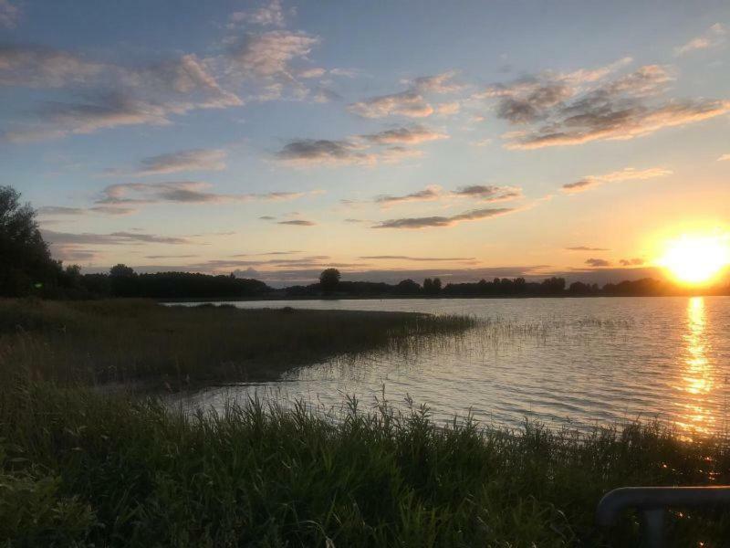 Osrodek Wypoczynkowy Oaza Hotel Wagrowiec Bagian luar foto